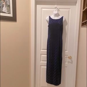 Jessica McClintock vintage gown. Navy velvet.